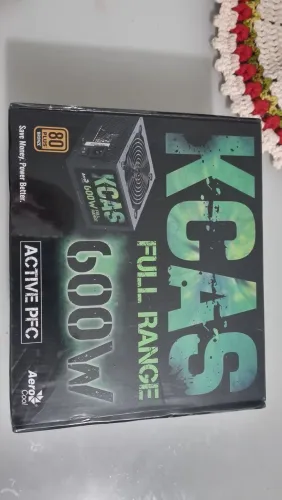 Fonte aerocool 600w 80plus. Nova lacrada.