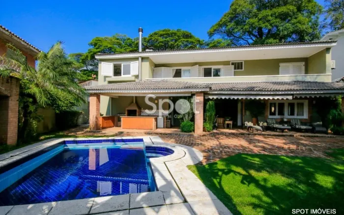 Casa com 4 Quartos e 2 suítes, 5 vagas à Venda, 756 m² por R$ 3.450.000
