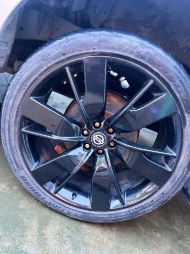 Roda 22 com pneu perfil fino frontier 