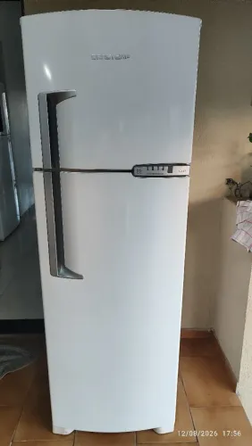 Geladeira Brastemp, duas portas, frost free, sem defeito