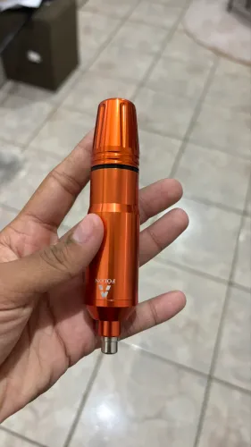 MÁQUINA PEN ASTON FOLLON 