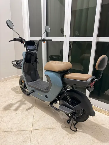 Scooter elétrica e-fun