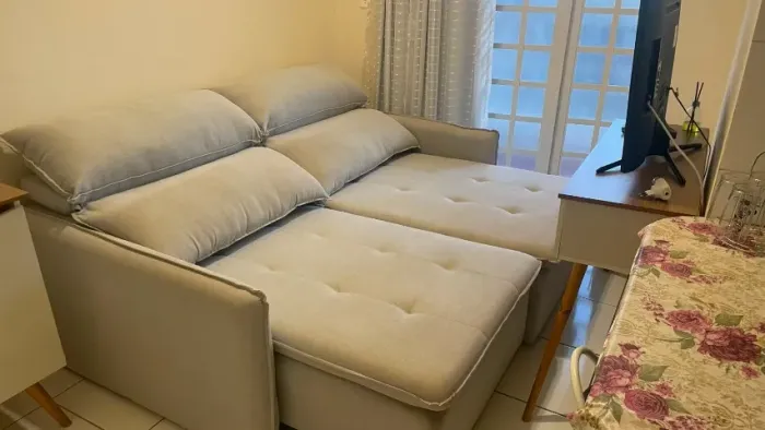 Sofá Retrátil e Reclinável (2 metros)