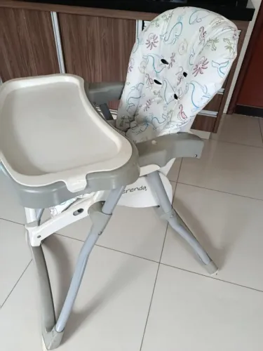 Cadeirão de alimentação de bebê 