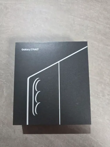 **OPORTUNIDADE** Samsung Galaxy Z FOLD 7 NOVO LACRADO 1 ANO DE GARANTIA