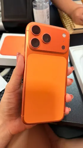 17 PRO MAX 256gb seminovo