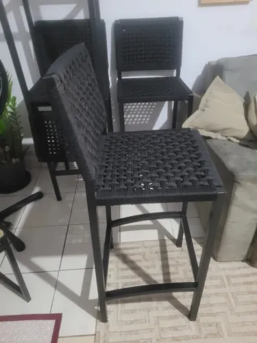 Cadeira alta preta