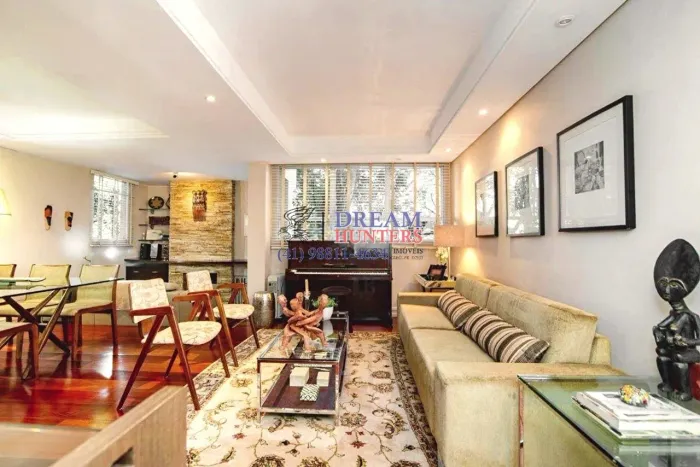 Apartamento Semi-mobiliado, 159m² privativos, 4 Quartos, 2 Vagas, no Bairro Juvevê