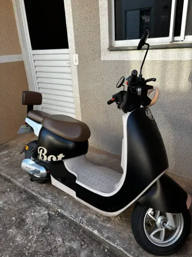 Moto elétrica 1000 Watts 500 km