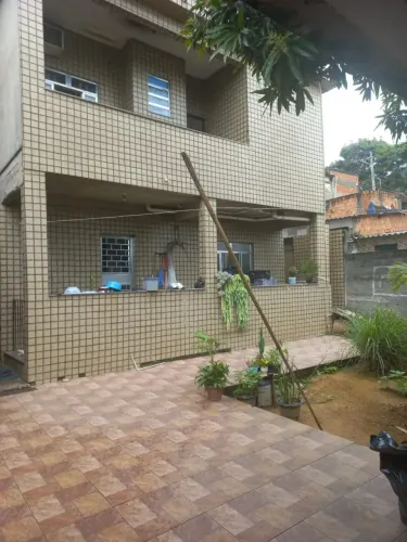 CASA COM 2 QUARTOS EM CAMPO ALEGRE