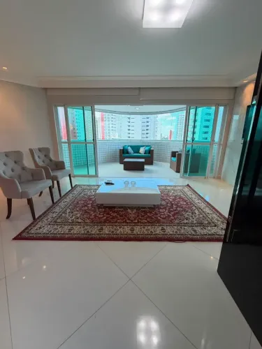 APARTAMENTO 1 POR ANDAR - JOQUEI