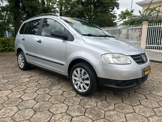 Volkswagen Spacefox 1.6/ 1.6 Trend Total Flex 8V 5P 2010
