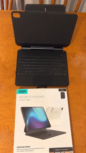 Keyboard Case 360 ESG para iPad Air 13 polegadas Teclado + Capa Protetora