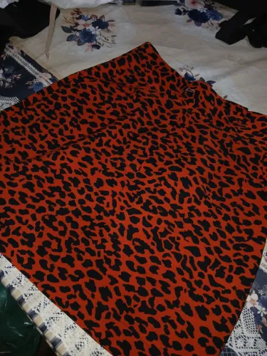 Lotes de roupas com 50 pecas cada peça sai a 3 reais valor do lote 150 roupas boas 