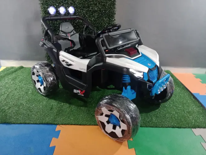 Jeep elétrico infantil novo