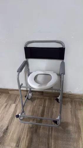Cadeira de banho simples
