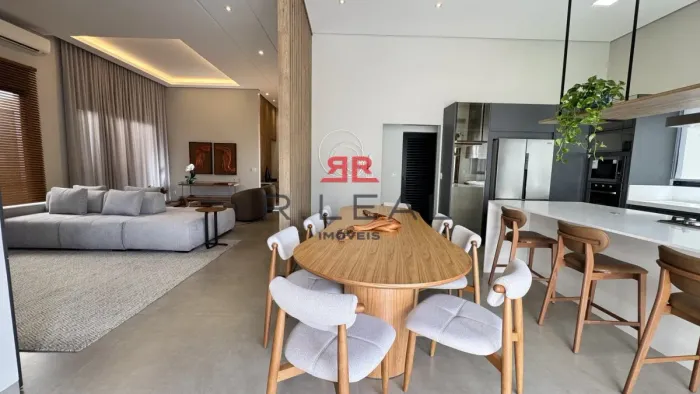 Casa para venda com 270 m² e 3 quartos no Spazio Verde, Bauru - SP