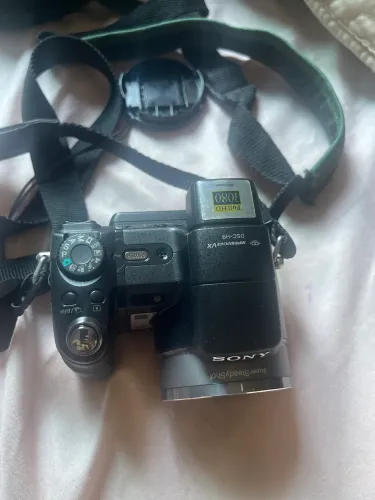 câmera sony cyber-shot dsc-h9 zera, completa e com case e acessórios 