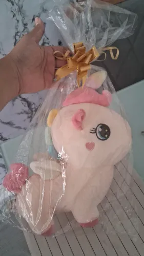 Unicornio de pelucia medio