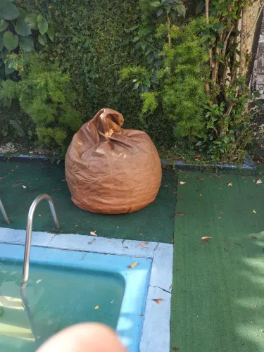 Puff conforto de couro
