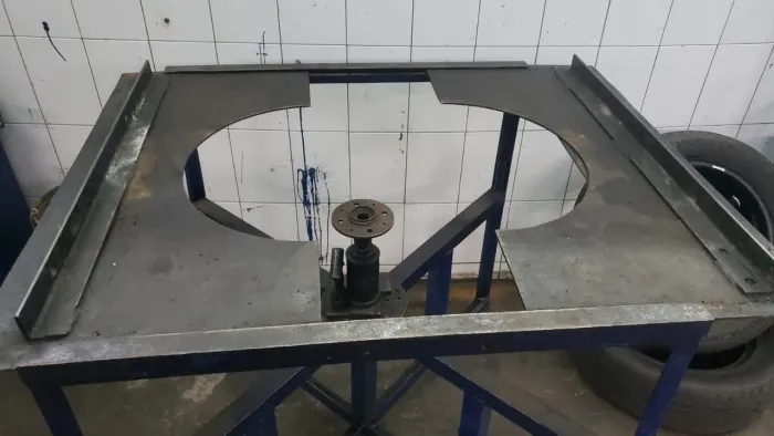 Máquina Mesa Blindagem Blindadora Pneus Carro