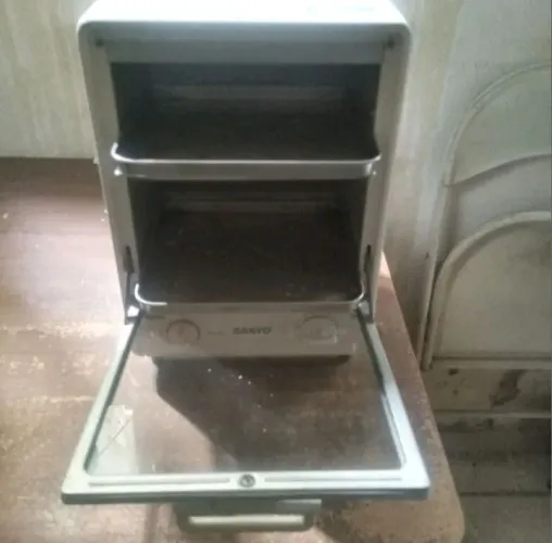 Forninho sanyo