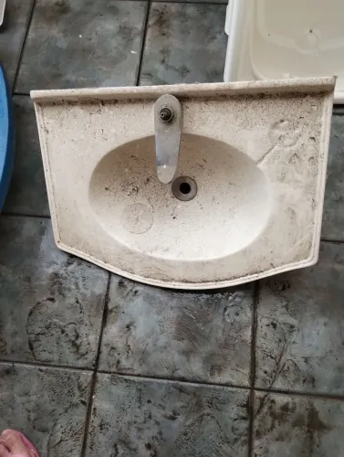 Vendo pia para banheiro