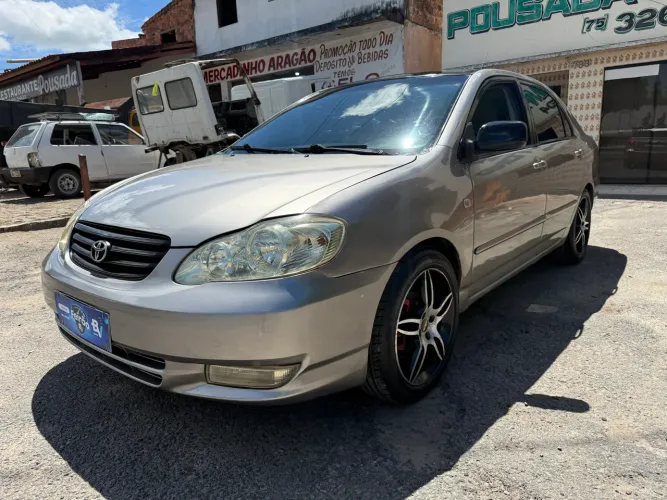 Toyota Corolla XLI 1.6 16V 110cv Mec. 2004