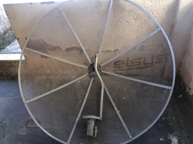 Antena parabólica