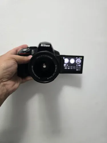 Câmera Nikon D5300 