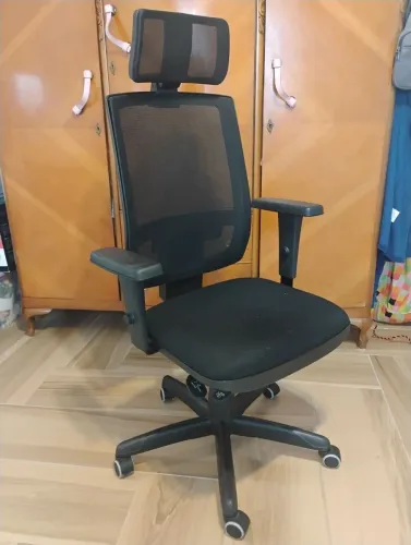 Cadeira Ergonômica Presidente NR17 - Brizza Plaxmetal.<br>