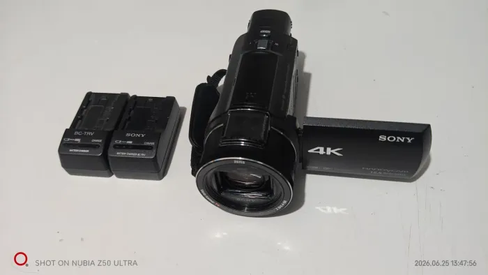Filmadora Sony HandyCam 4k FDR-AX53