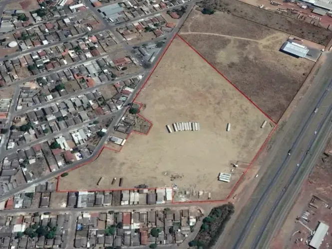 Área comercial Anápolis com 55.000.000 metros quadrados em São João - Anápolis - Goiás.