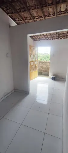 Alugo casa em villa