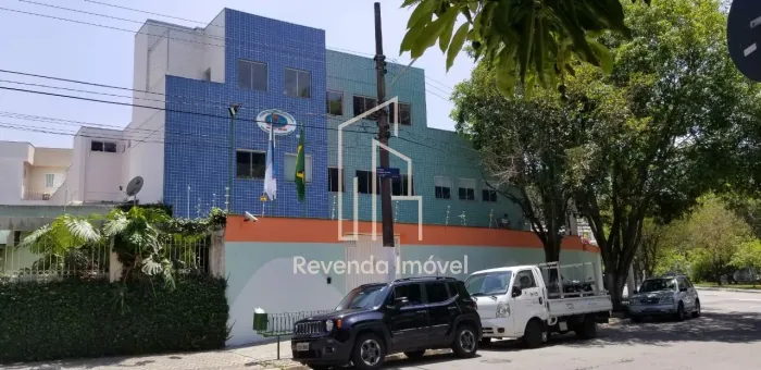 Ponto Comercial de Alto Padrão à Venda em São Paulo-SP, Jardim da Saúde: 16 banheiros, 20