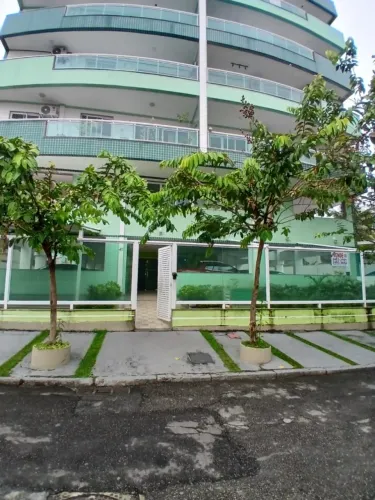 EXCELENTE APARTAMENTO DE 2 QUARTOS EM VILA VALQUEIRE PRÓXIMO Á PRAÇA SAIQUI.