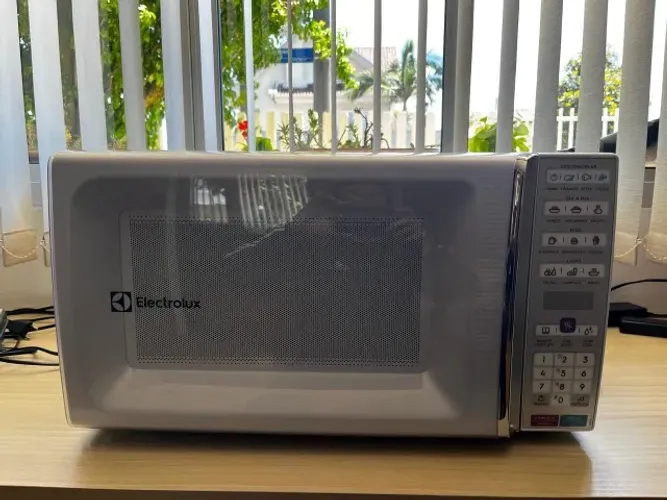 Micro-Ondas 34 Lts Electrolux 220V Branco