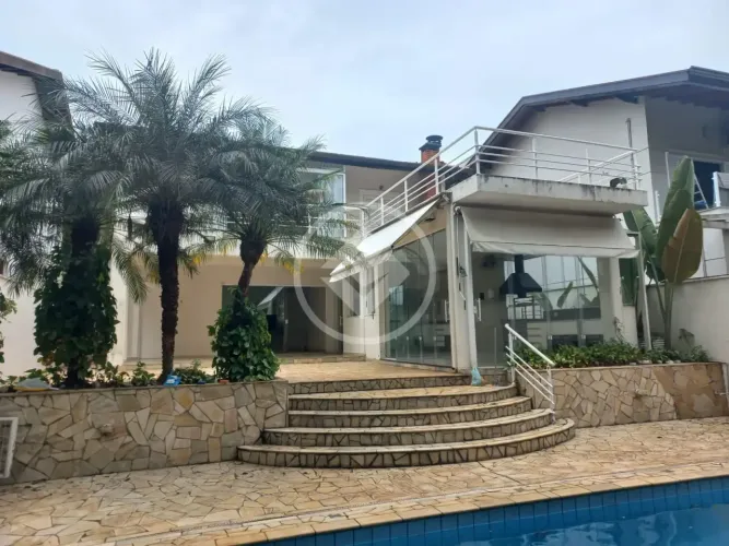 Casa á venda no Condomínio Reserva Colonial, Valinhos, com três quartos sendo uma suíte, l