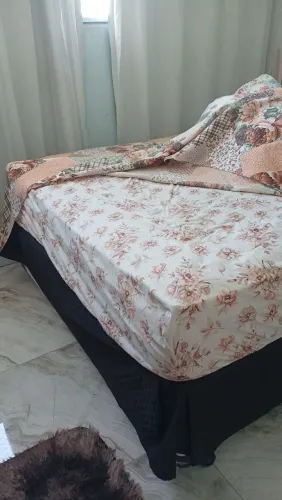 Vendo cama box casal