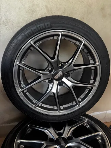 VENDE-SE JOGO DE RODAS BBS MULTI-RAIOS ARO 18" ? BBS Multi-Raios 