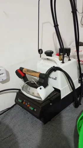 Vendo caldeira 4 litros semi nova 