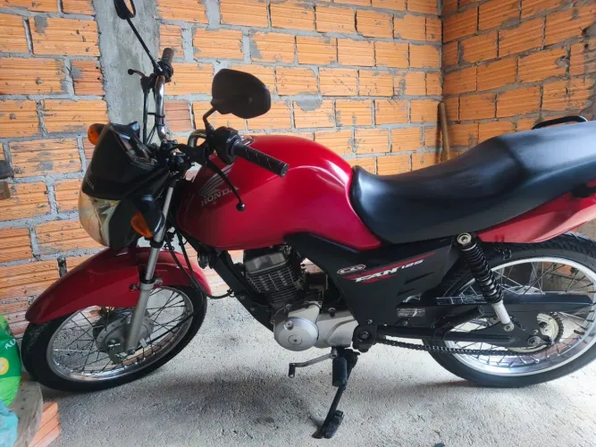 Vende-se ,faço com entrada e restante no cartão