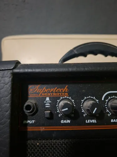 amplificador supertech destroyer R$300