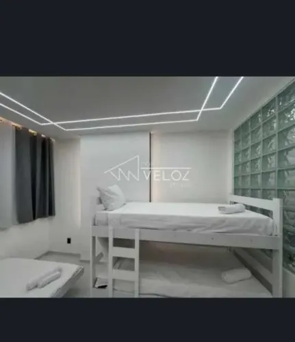 Kitnet/Conjugado : / Residencial / Centro