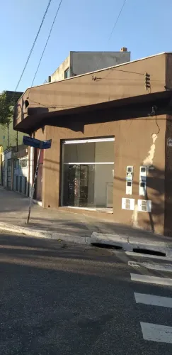 Ponto comercial/Loja/Box para venda possui 420 metros quadrados