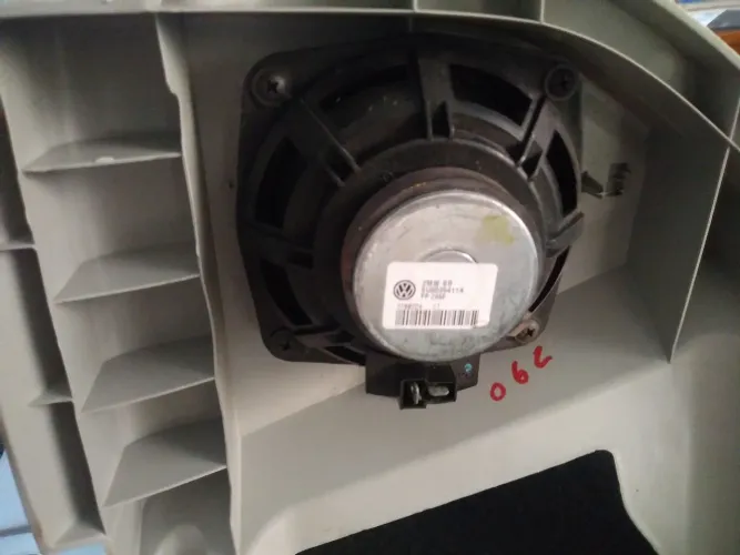 Suporte tampão original bagagito gol g5 g6 com auto falantes o par 