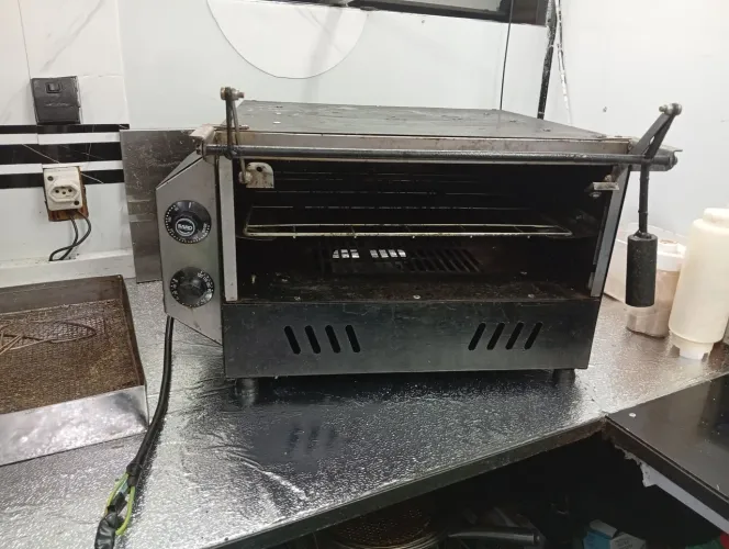Forno Guilhotina 53 X 47cm