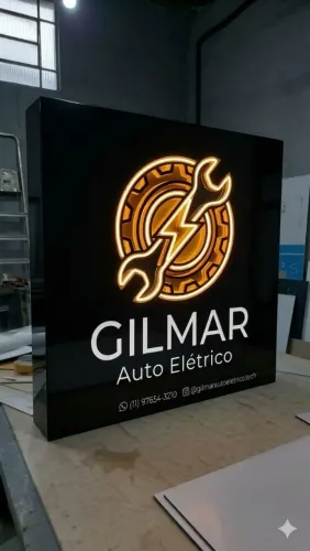 Luminoso ACM Vazado Retro Iluminado 90x90 cm