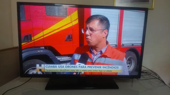 TV LCD SAMSUNG 40'