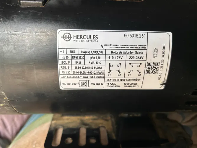 VENDE-SE MOTOBOMBA FAMAC - MOTOR HERCULES 1,5 CV